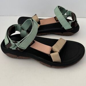 Teva Hurricane XLT2 Sandals Basil Maple Sugar Multi New without Box